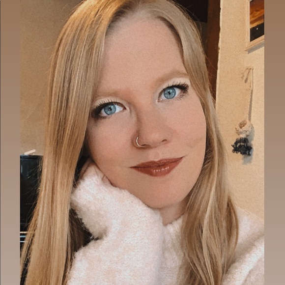 Meet your Posher, Kaliegh! - Picture 4 of 4